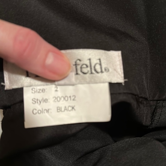 NWT Kleinfeld Black Cold-Shoulder Formal Long Dress Size 2 - Picture 4 of 7